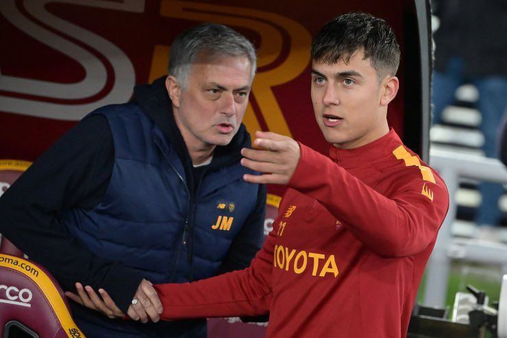 Mourinho via con Dybala, destino nelle mani della Roma