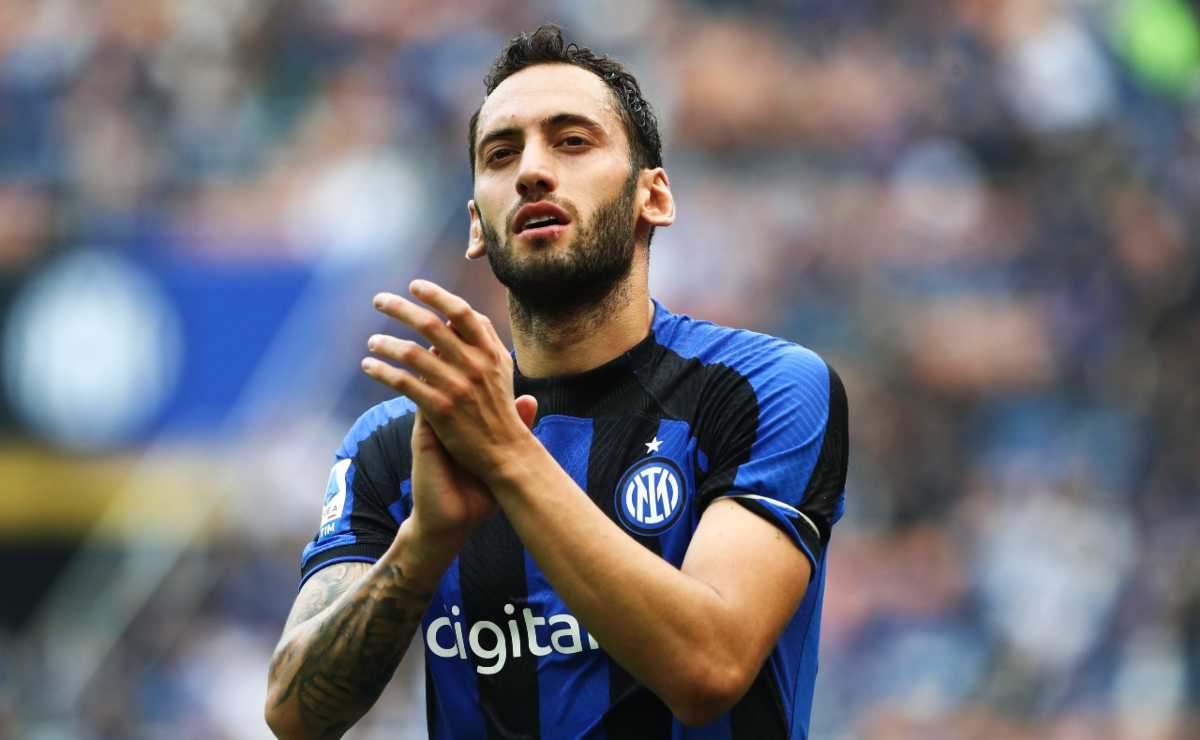 Rinnovo entro marzo per Calhanoglu