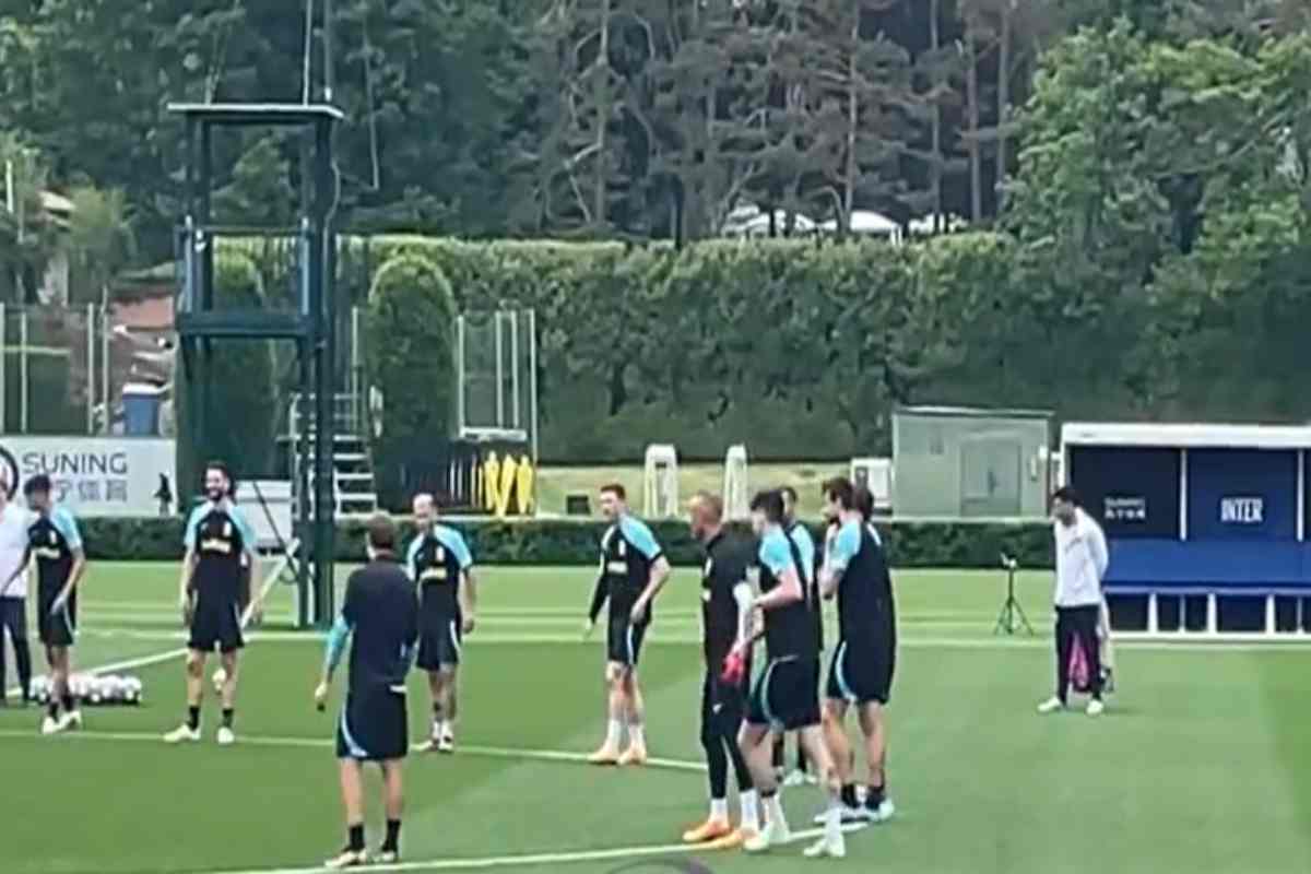 Milan-Inter, rifinitura pre derby ad Appiano