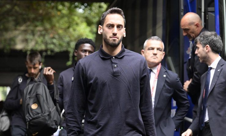 Inter non disposta a vendere Calhanoglu: forse non bastano neanche 40 milioni