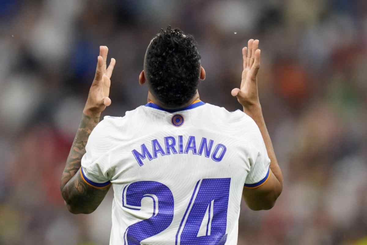 Mariano Diaz firma con il Siviglia