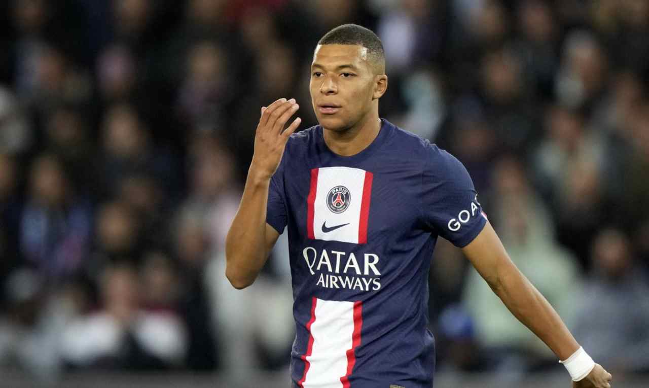 Kylian Mbappé indeciso sul futuro 