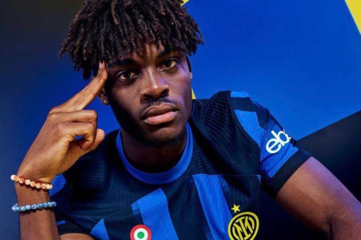 Soli 7' totalizzati da Bisseck in campionato con l'Inter