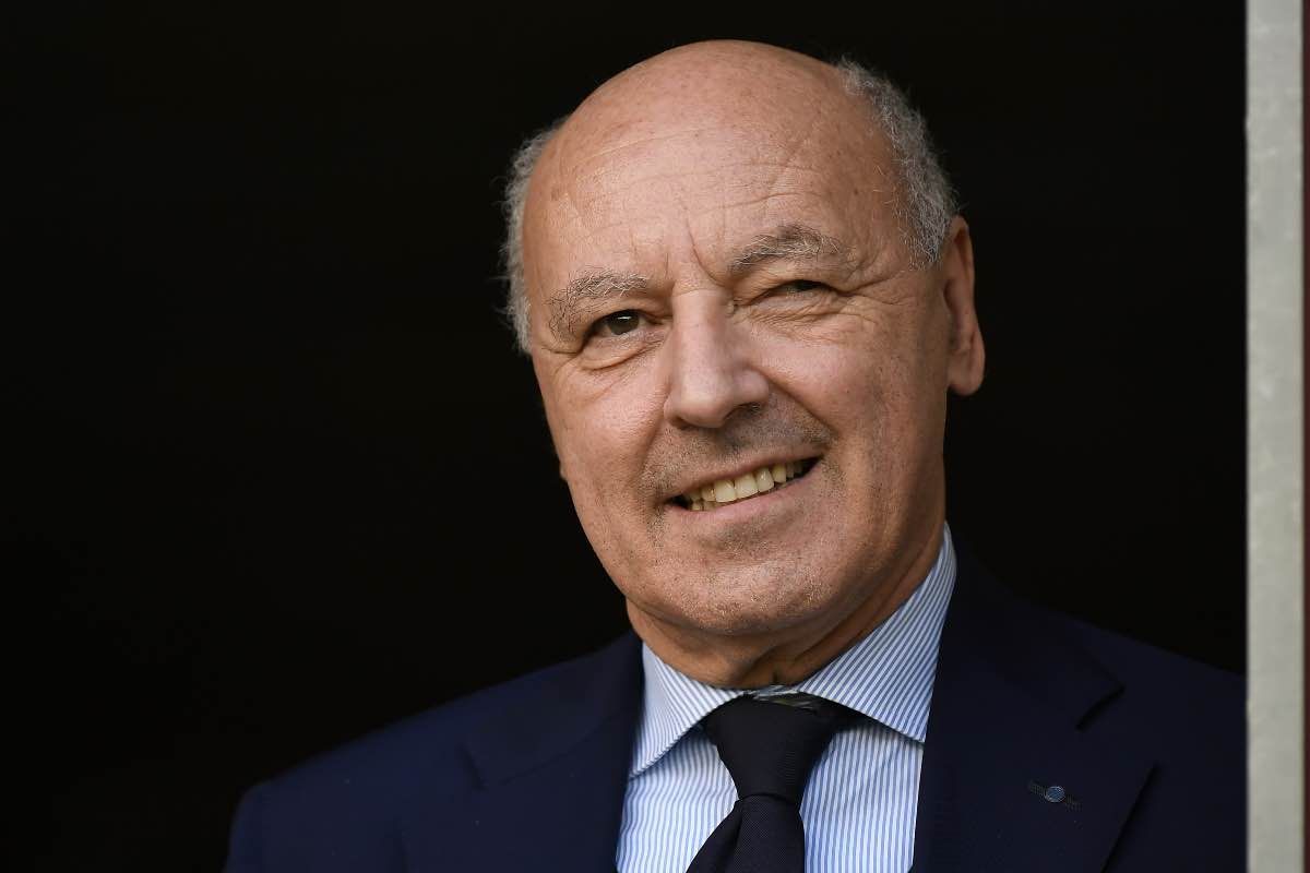 Marotta osserva Esposito 