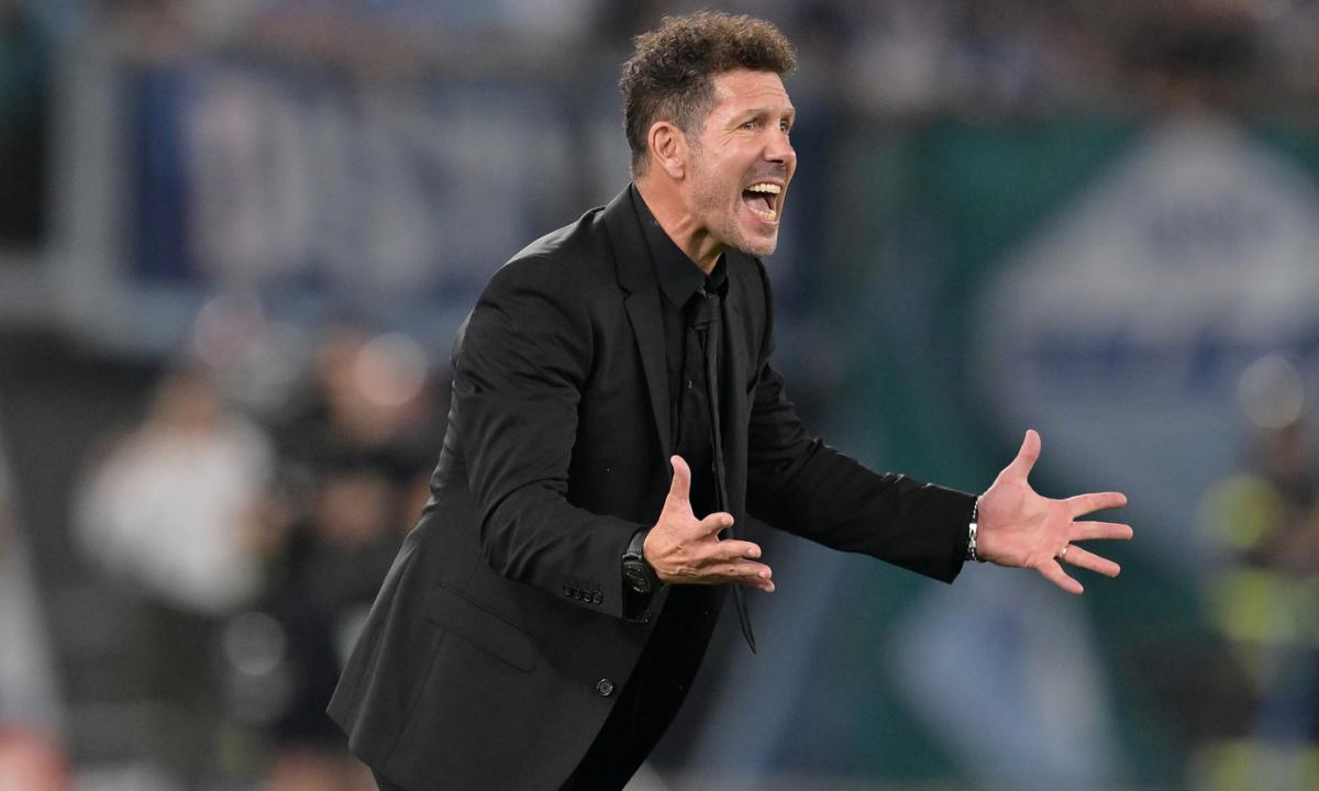 Simeone chiede il cambio per conto di Barella: era tutta una strategia