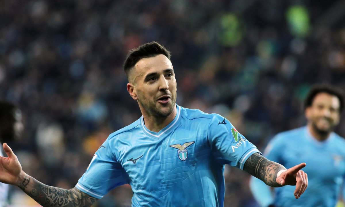 La Juve pensa a Vecino per l'estate