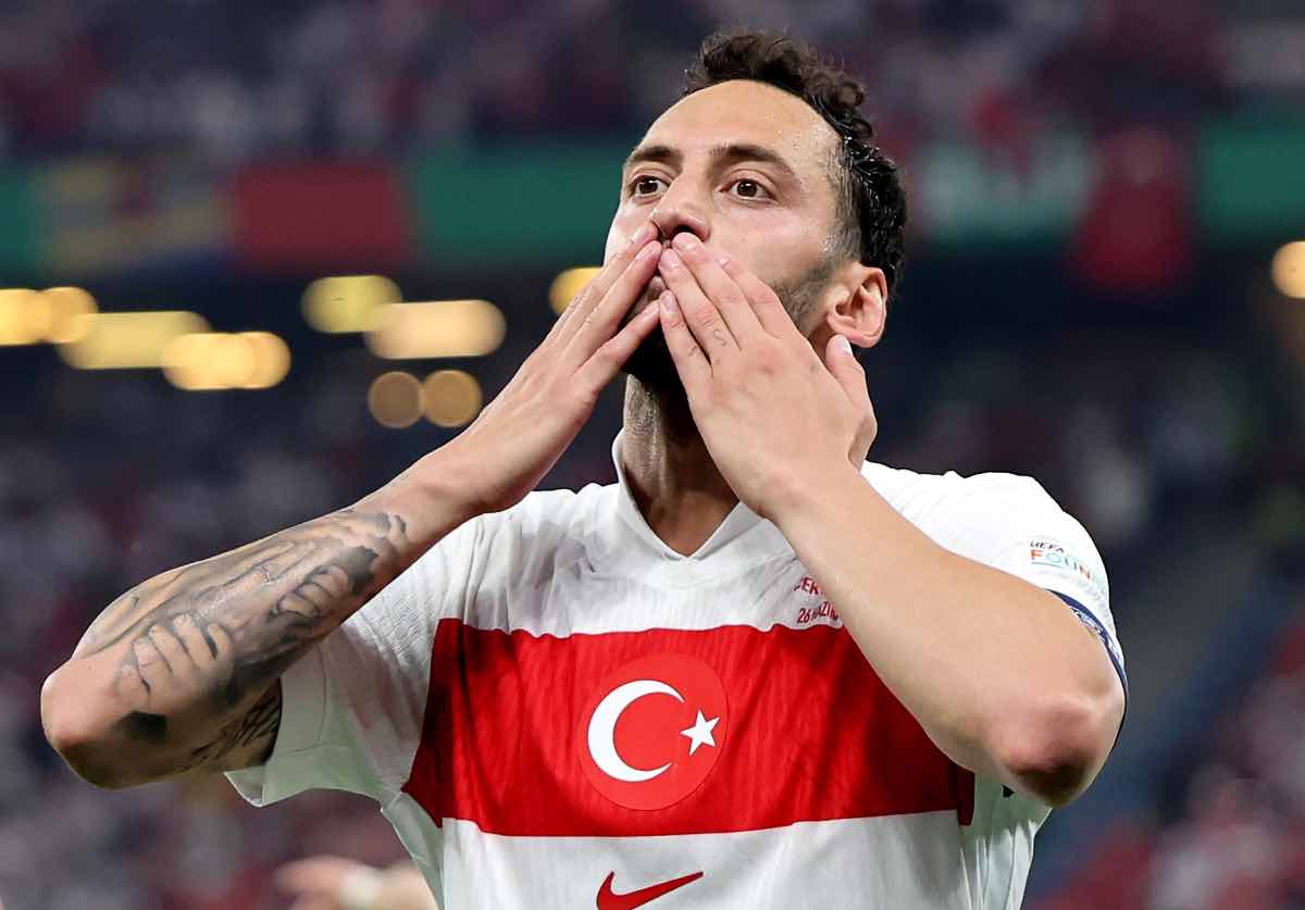 Calhanoglu resta all'Inter, chiude al Bayern 