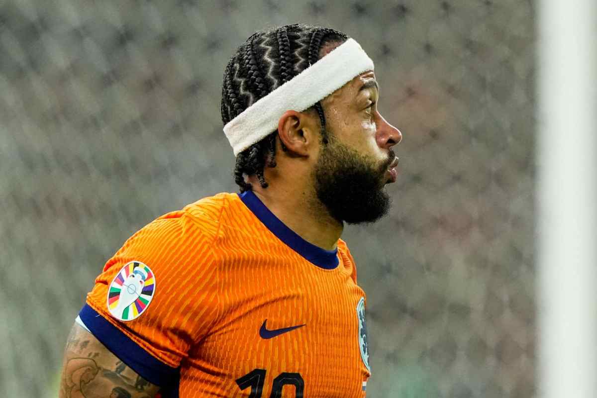 Depay aspetta l'Inter