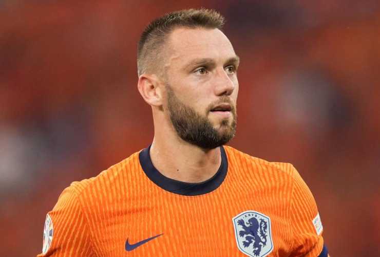 Mourinho vuole De Vrij dall'Inter