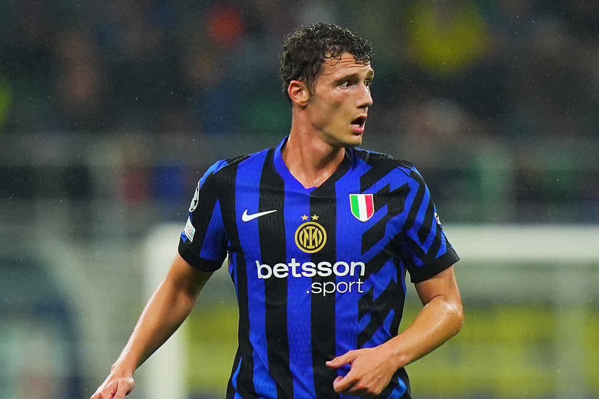 Pavard non convocato da Deschamps in Nazionale, gioca poco nell'Inter 