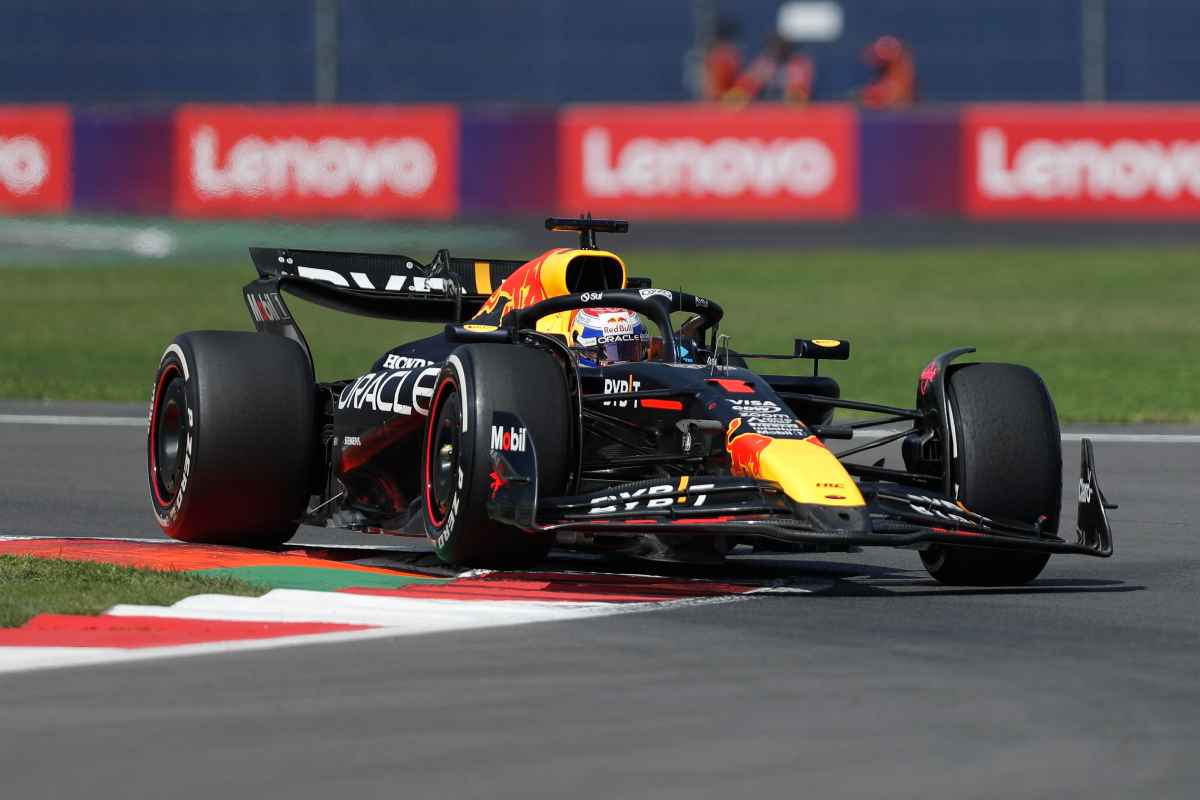 Verstappen alla guida della Red Bull