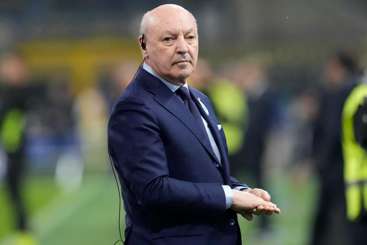 Beppe Marotta pensieroso