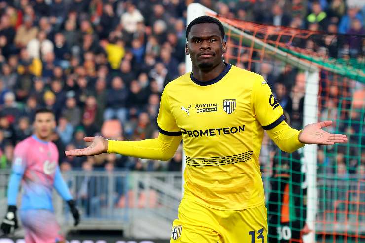 Ange-Yoan Bonny, attaccante del Parma