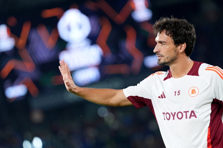 Bufera Roma e ipotesi addio Hummels, idea Inter 