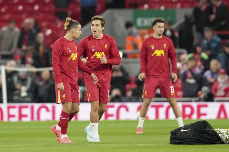 Chiesa in campo con il Liverpool