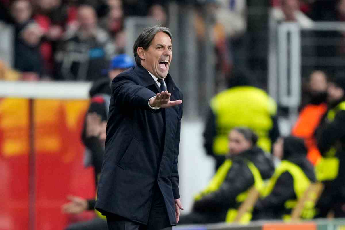 Inzaghi nervoso in panchina