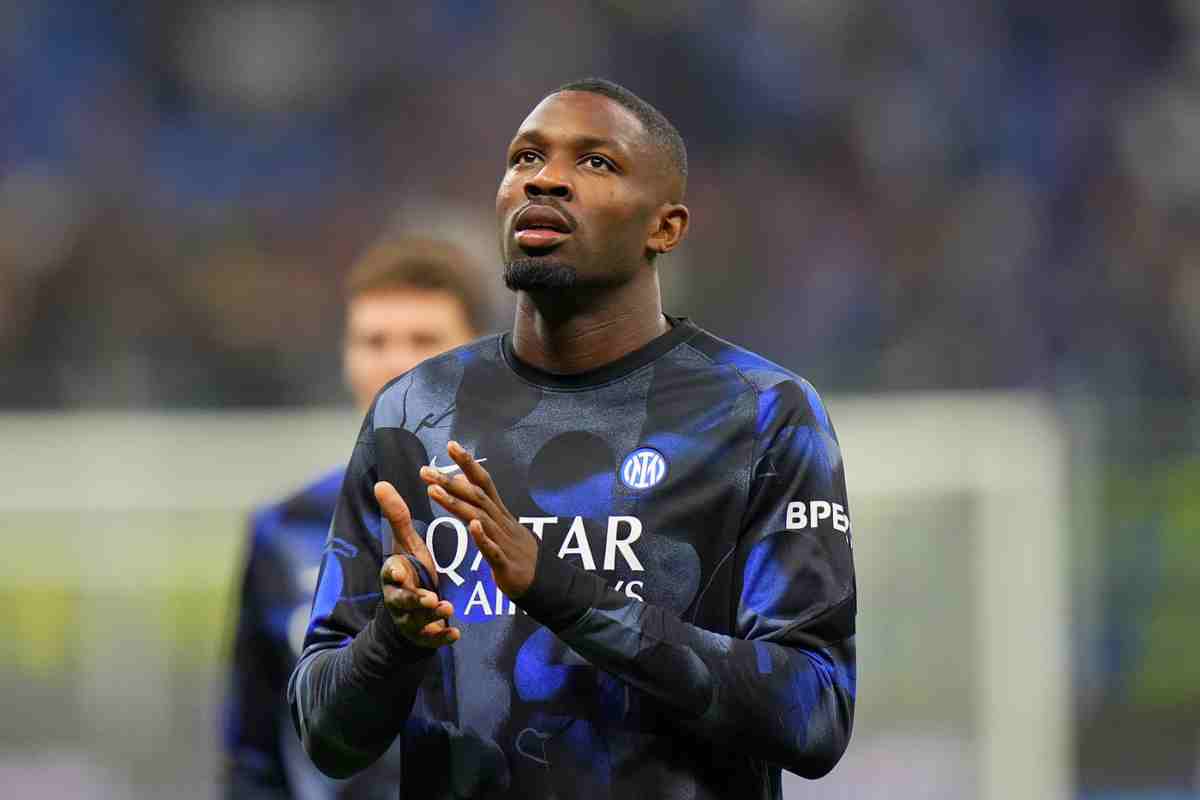 Thuram applaude in campo