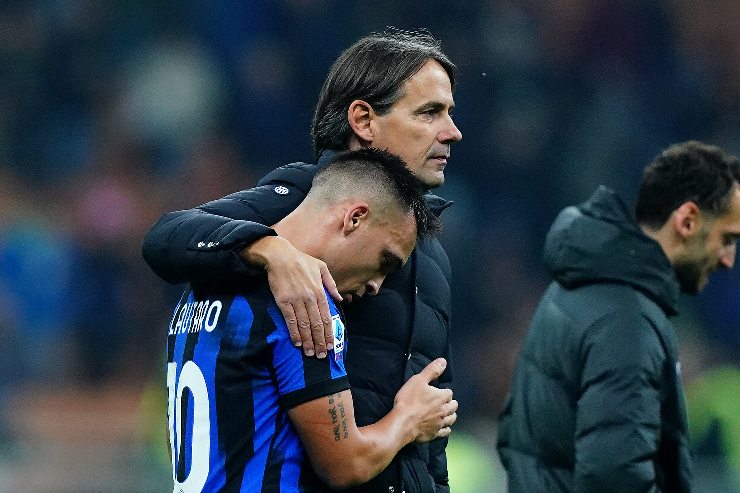 L'abbraccio tra Inzaghi e Lautaro Martinez