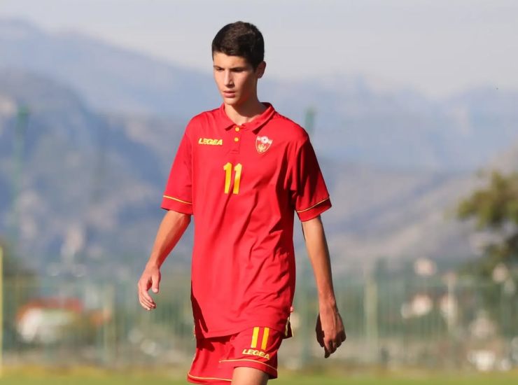 Vukoje sul campo di calcio