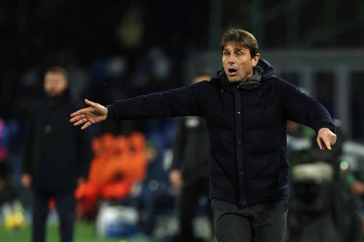 Antonio Conte a bordo campo