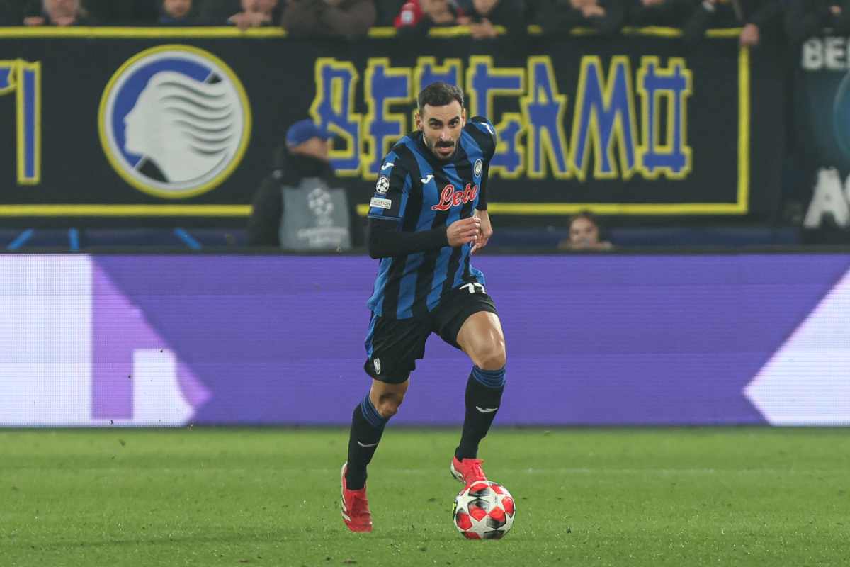 DavideZappacosta in campo con l'Atalanta