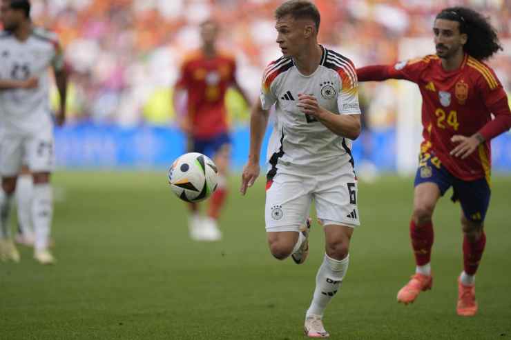 Kimmich in campo con la Germania