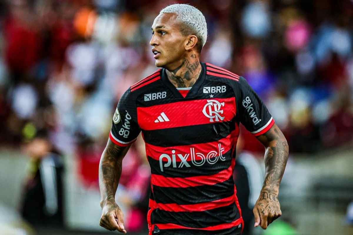 Wesley in campo con il Flamengo