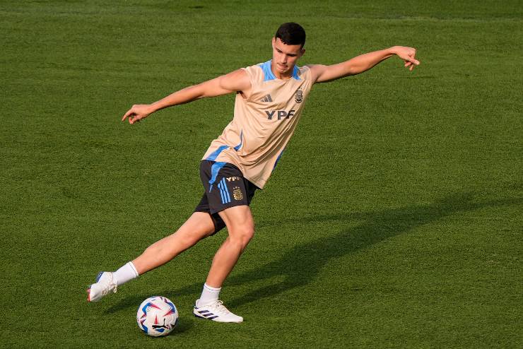 Valentin Carboni durante l'allenamento con l'Argentina