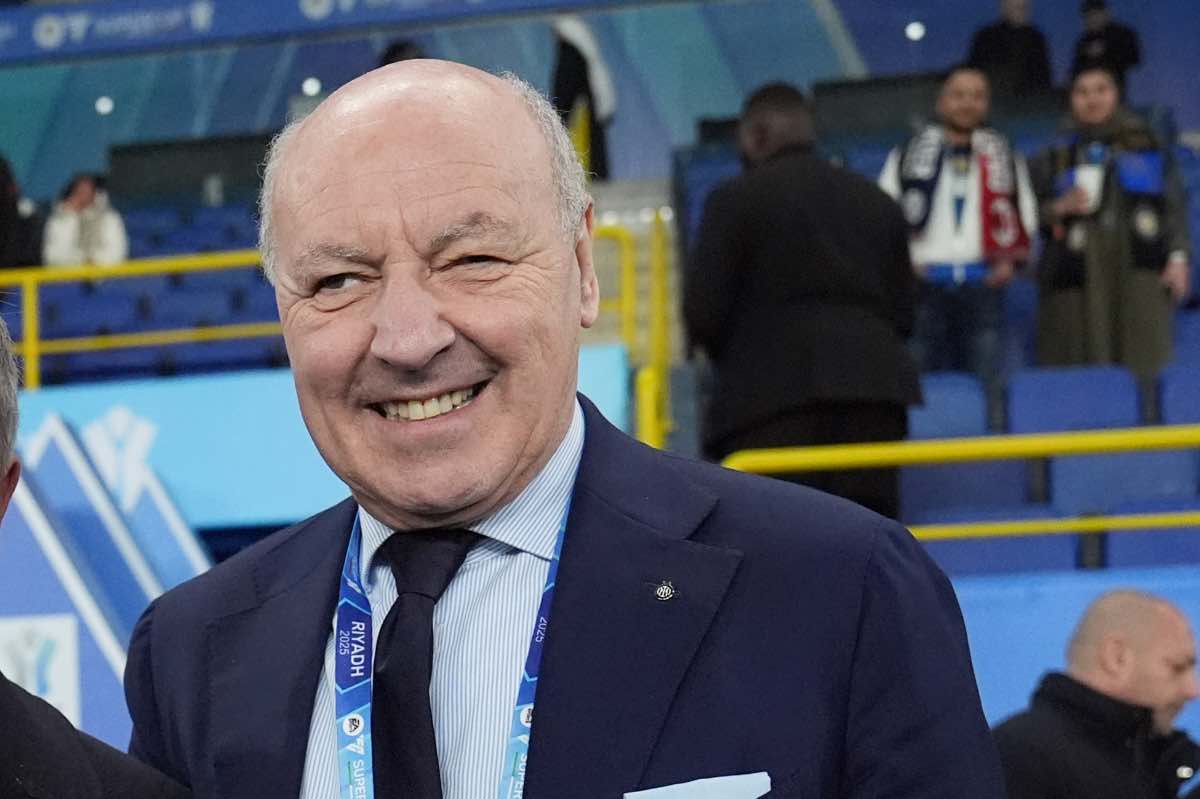 Marotta sorride, nuovo centrocampista all'Inter