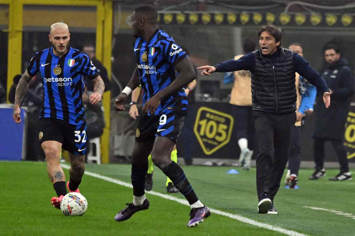 Una fase di Inter-Napoli a San Siro