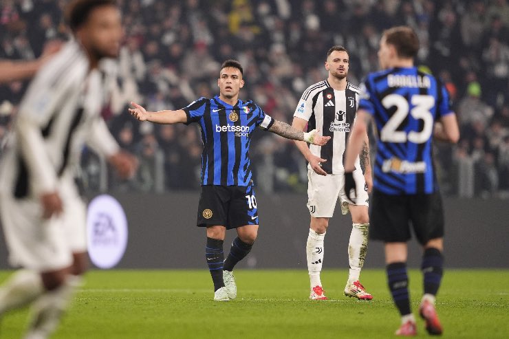 Lautaro Martinez frustrato contro la Juventus 