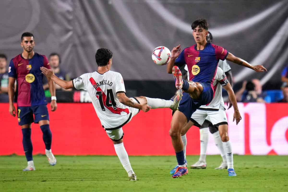 Bernal in campo con il Barcellona