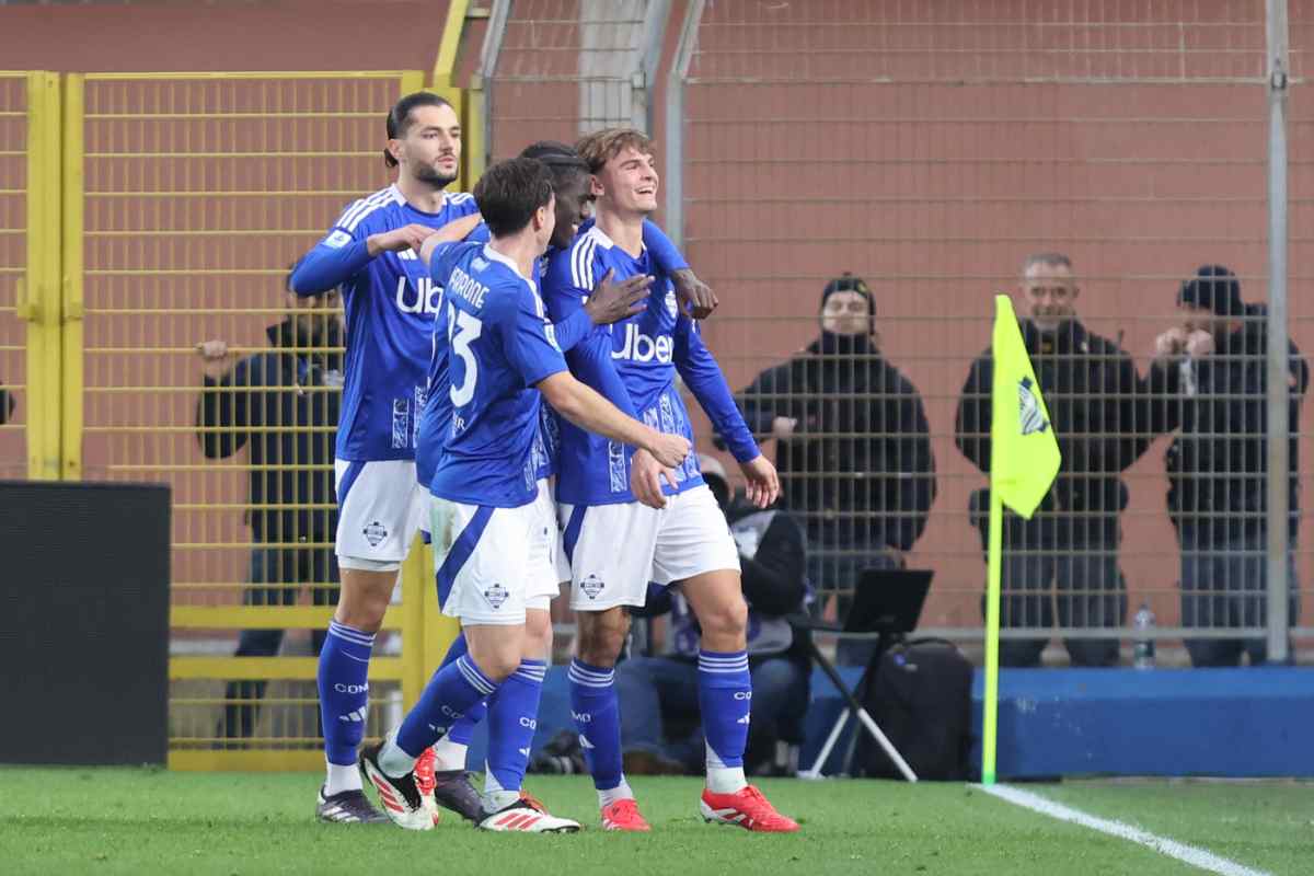 Nico Paz esulta dopo il gol in Como-Atalanta