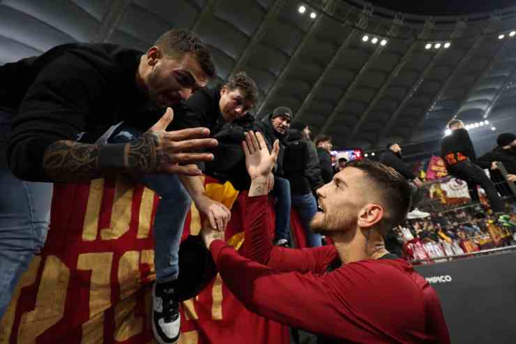 Pellegrini con i tifosi della Roma