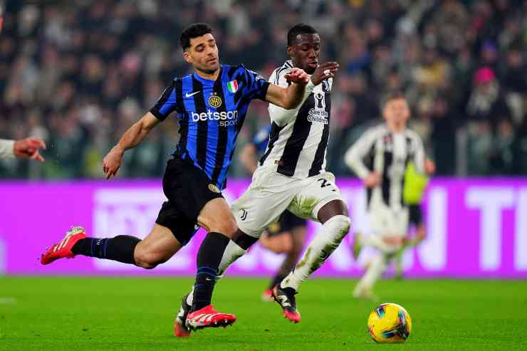 Taremi in campo contro la Juve