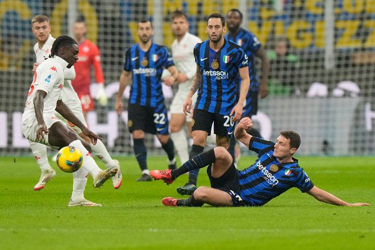 Benjamin Pavard in azione in Inter-Fiorentina