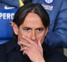 Simone Inzaghi perplesso in panchina