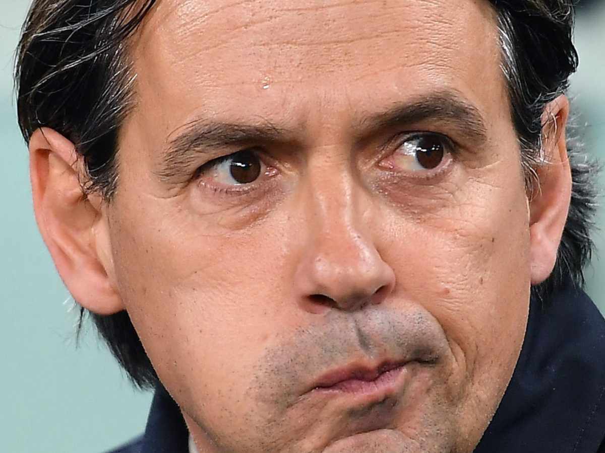 Simone Inzaghi con un'espressione perplessa