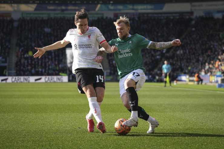 Chiesa in campo con il Liverpool