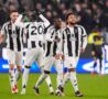 i giocatori della Juve esultano dopo un gol